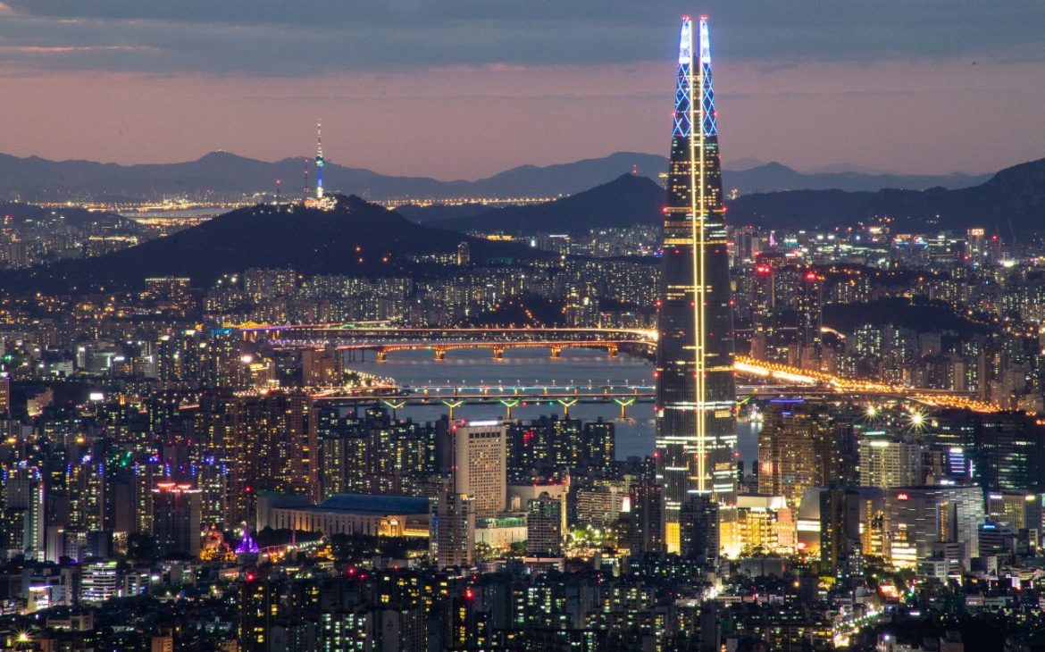 Lotte World Tower de nuit