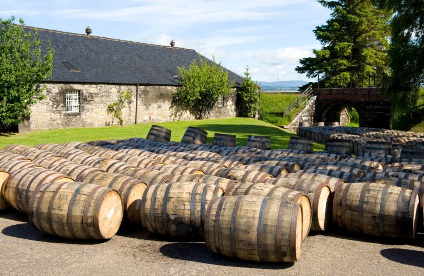 Visiter l’Écosse à travers son célèbre breuvage : le whisky