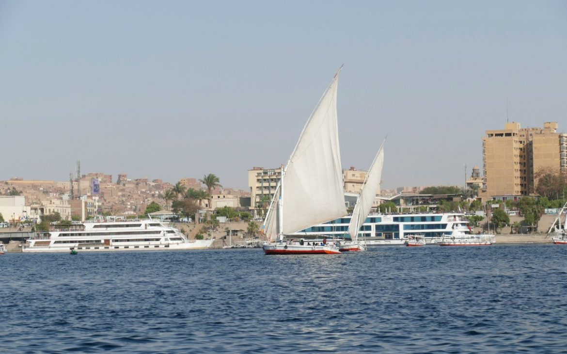 Naviguer sur le Nil en felouque