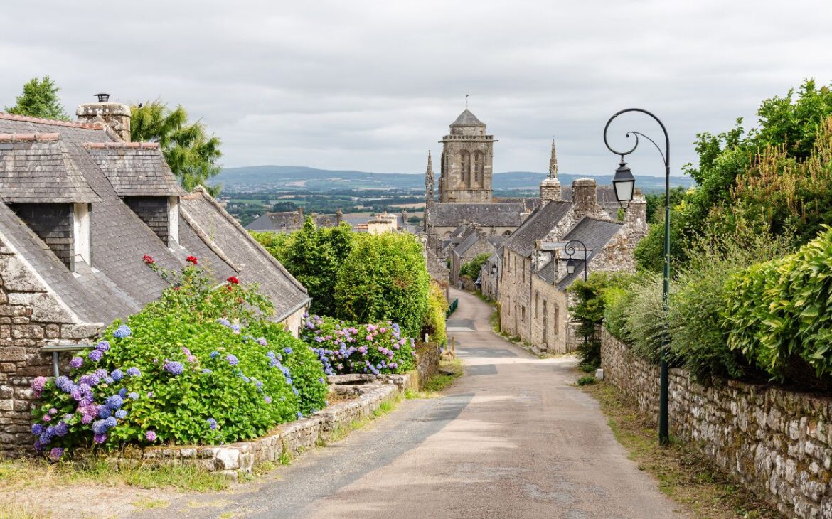 Locronan
