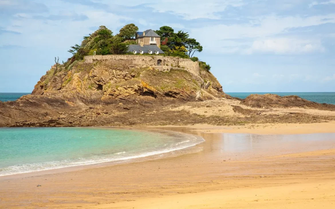 C&ocirc;te d'&Eacute;meraude