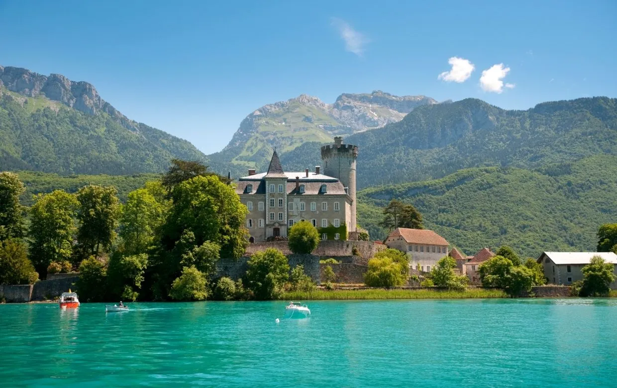 bord du lac annecy
